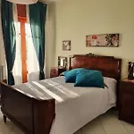 Casa Di Donna לינה וארוחת בוקר 3*
