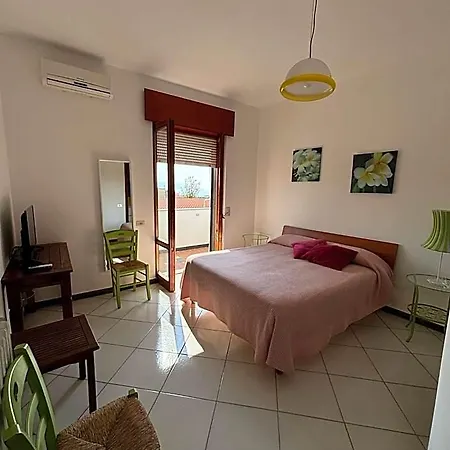 Alojamento de Acomodação e Pequeno-almoço Casa Di Donna Trecase